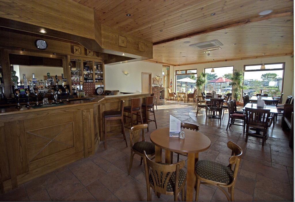 Beach Hotel&Restaurant Downings Exterior foto