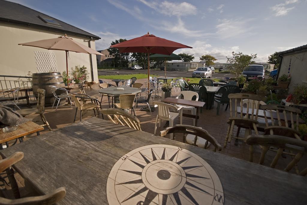 Beach Hotel&Restaurant Downings Exterior foto